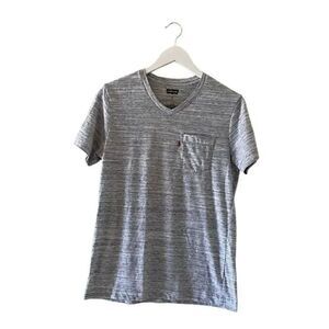 Levi’s V-Neck Gray Athletic Short Sleeves Men T-Shirt SZ S #1076
